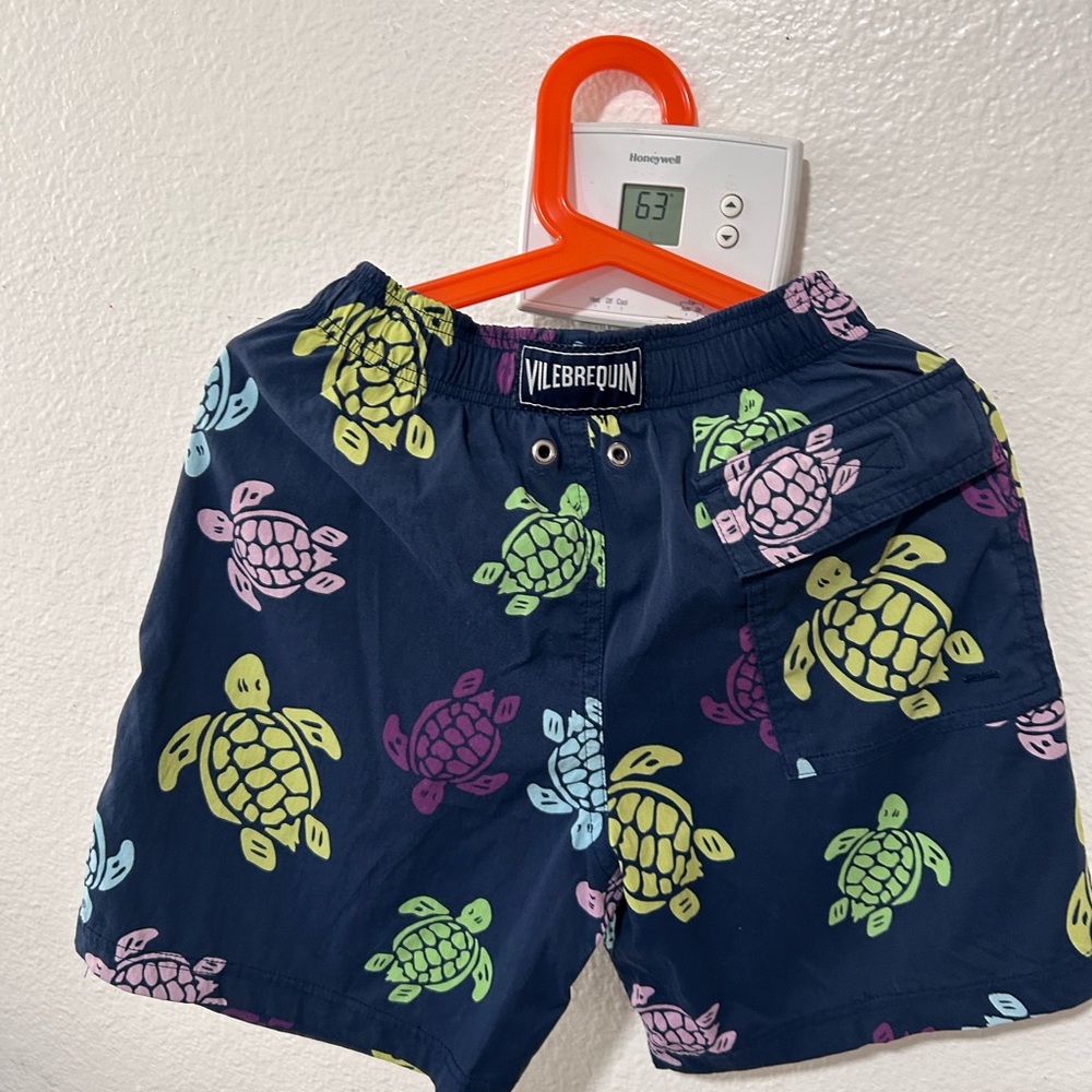 Vilebrequin Kids Turtle Print Shorts - Multicolor on Navy